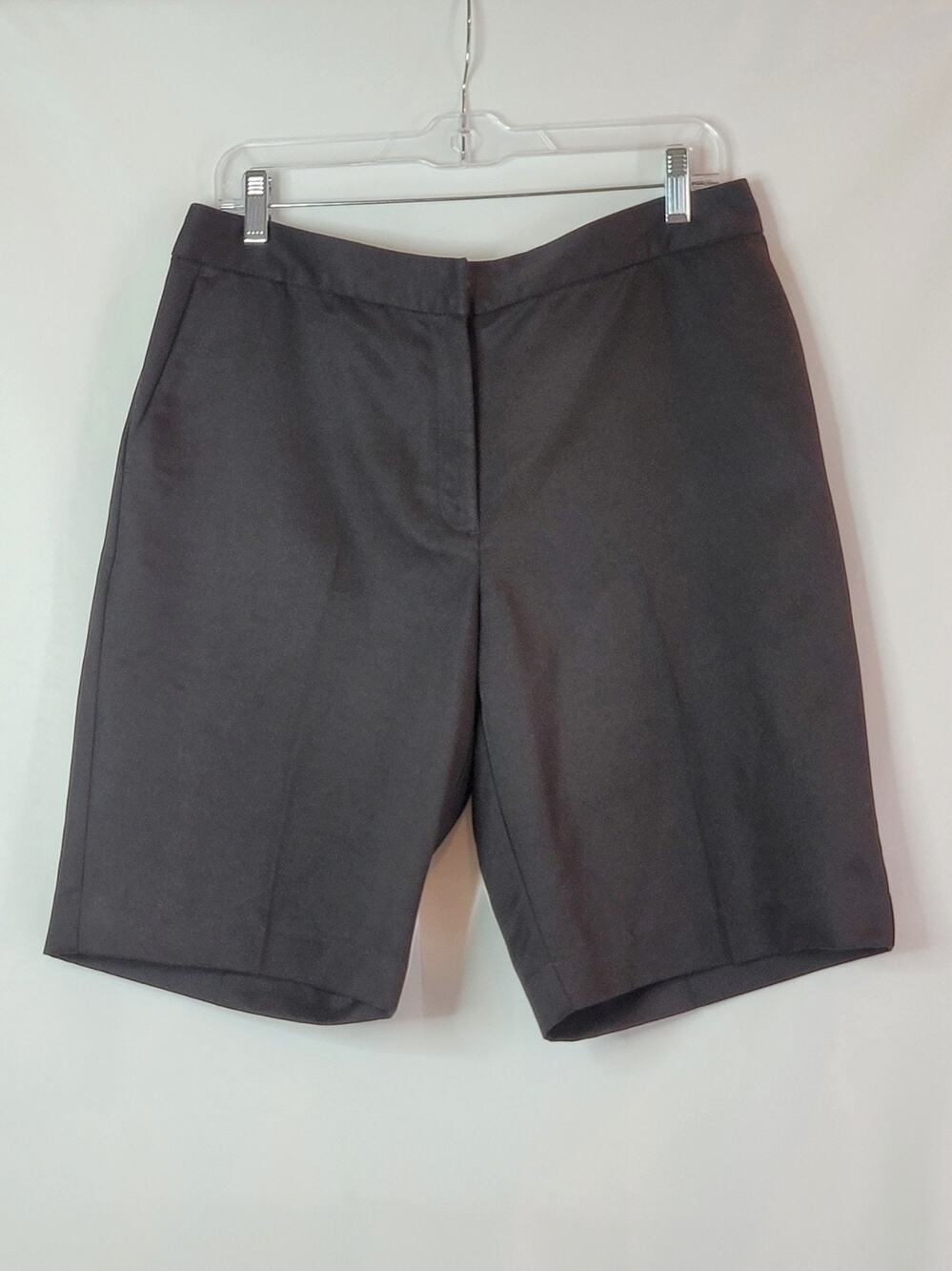 IZOD XFG Cool FX Black Golf Shorts Moisture Wicking Microfiber Women's Size 10